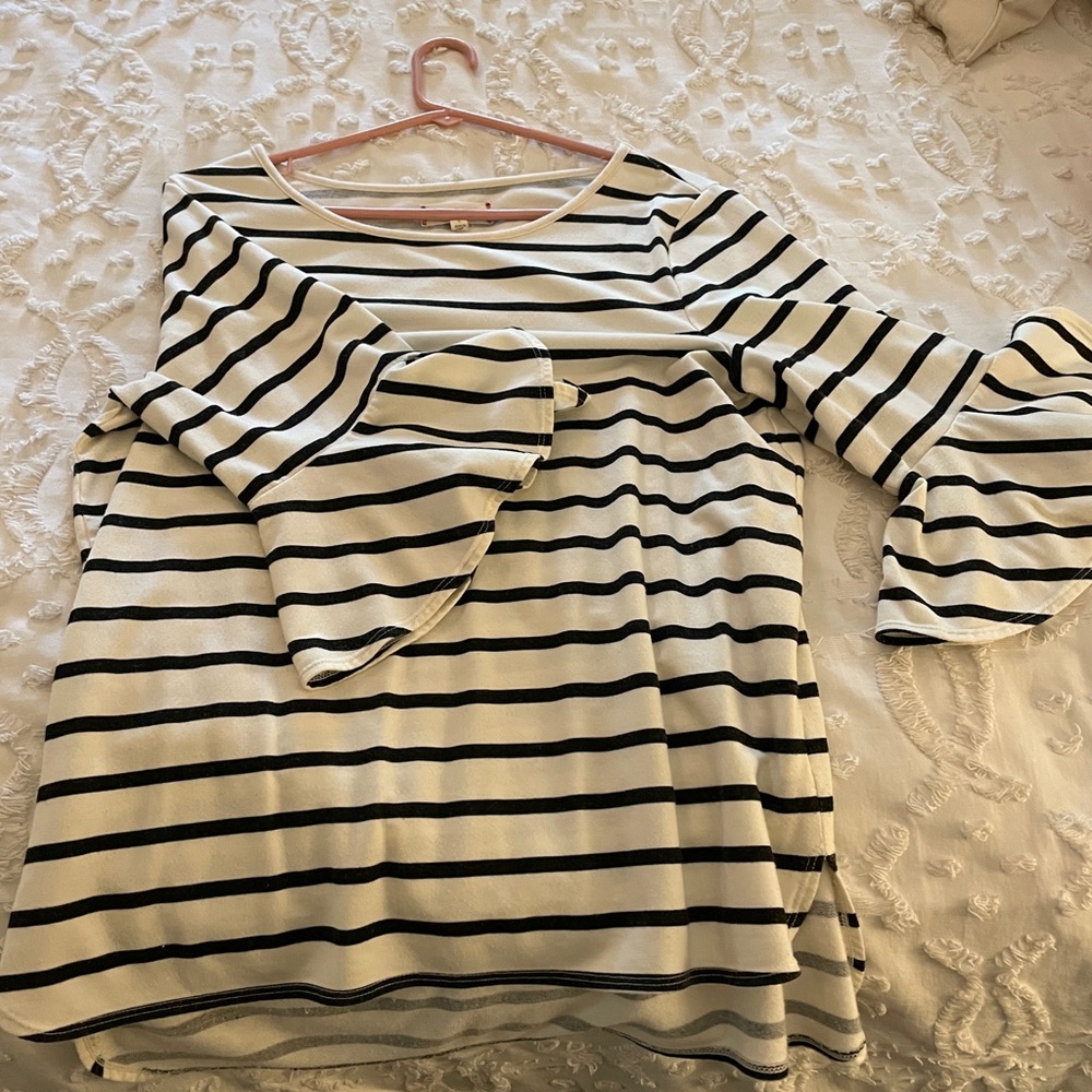 Max Studio Weekend black and white striped tunic